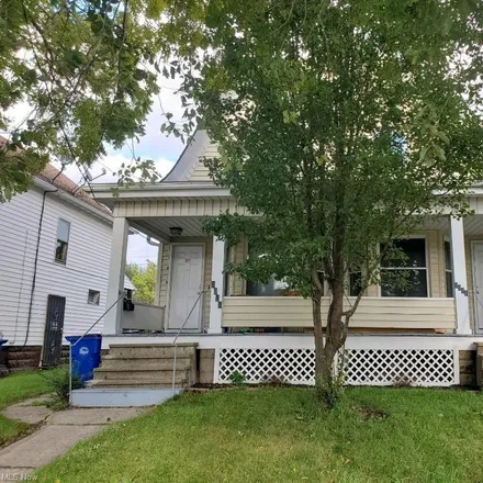 Buy this 4 bed duplex on West 106th Street in Cleveland, OH 44111