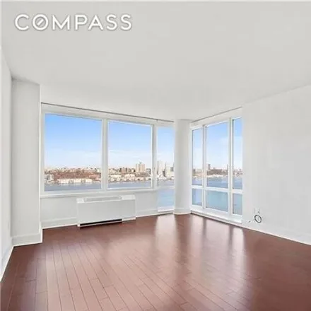 Image 2 - The Aldyn, 60 Riverside Boulevard, New York, NY 10069, USA - Condo for rent