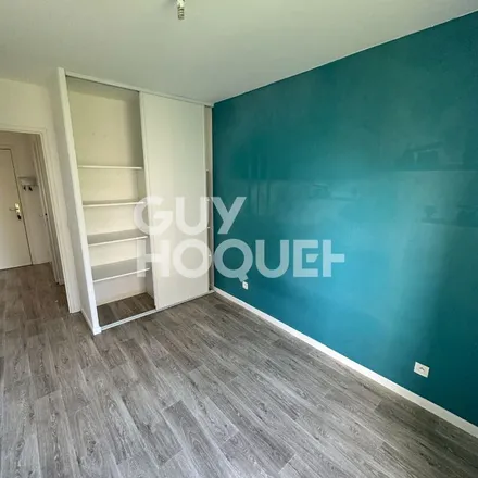 Rent this 3 bed apartment on 11 Rue du Temps des Secrets in 77127 Lieusaint, France