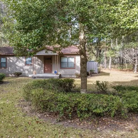 Buy this 3 bed house on 18 Solomon Ln in Bluffton, South Carolina