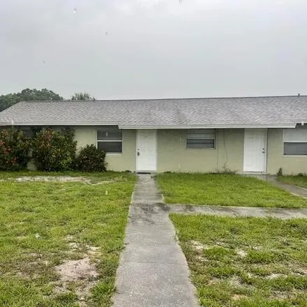 Image 4 - 1205 Avenue K Ave Unit B, Fort Pierce, Florida, 34950 - House for rent
