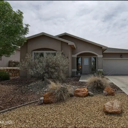 Buy this 3 bed house on 7212 Longspur Drive in El Paso, TX 79911