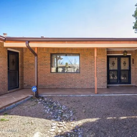 Image 3 - 5107 Mimosa Lane, Las Cruces, NM 88001, USA - House for sale