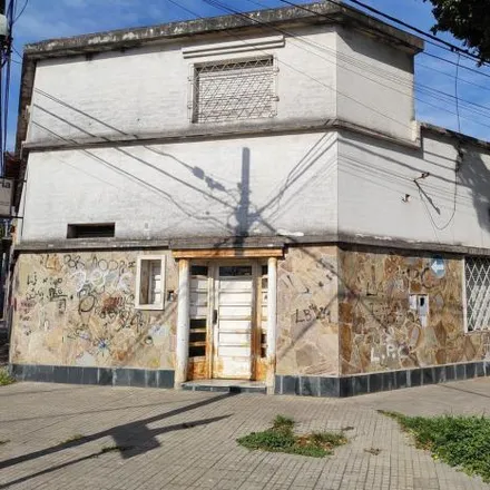 Buy this 4 bed house on Primero de Mayo 3604 in General Las Heras, Rosario