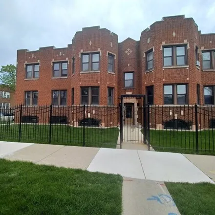 Image 4 - 8001-8003 South Perry Avenue, Chicago, IL 60620, USA - House for sale