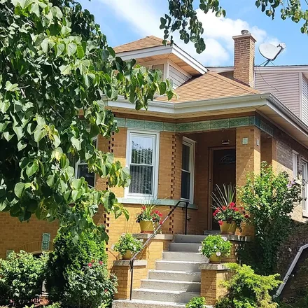 Image 2 - 2915 North 77th Avenue, Elmwood Park, IL 60707, USA - House for sale