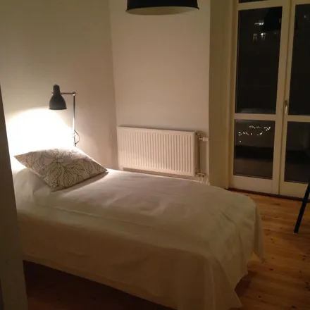 Rent this 3 bed apartment on Frejgatan 30 in 113 49 Stockholm, Sweden