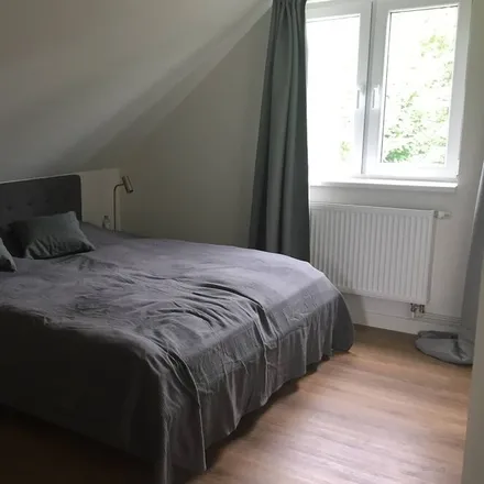 Rent this 2 bed house on 23743 Grömitz