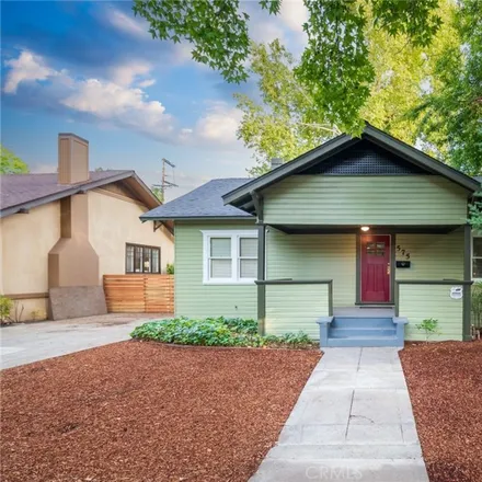 Buy this 2 bed house on 575 East 3rd Street in Chico, CA 95928