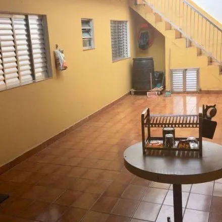 Buy this 4 bed house on Rua Iguape in Taboão, Diadema - SP