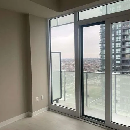 Image 6 - M 1 condos, 3900 Confederation Parkway, Mississauga, ON L5B 3R2, Canada - Apartment for rent