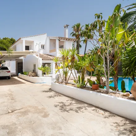 Buy this 6 bed house on Calvia