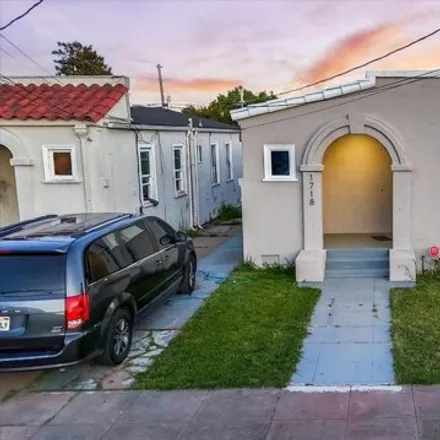 Buy this 2 bed house on 1718 68th Avenue in Oakland, CA 94613