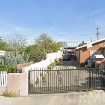 Buy this studio townhouse on 1707 East 113th Street in Los Angeles, CA 90059