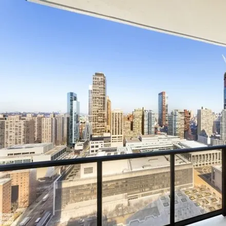 Image 5 - The Alfred, 161 West 61st Street, New York, NY 10023, USA - Condo for sale