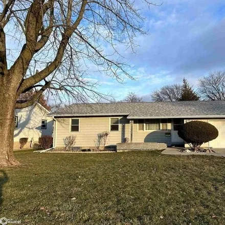 Buy this 3 bed house on 1019 North Poplar Street in Creston, IA 50801