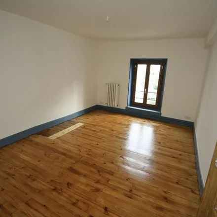 Rent this 3 bed apartment on 4 Rue Saint-Genès in 63460 Combronde, France