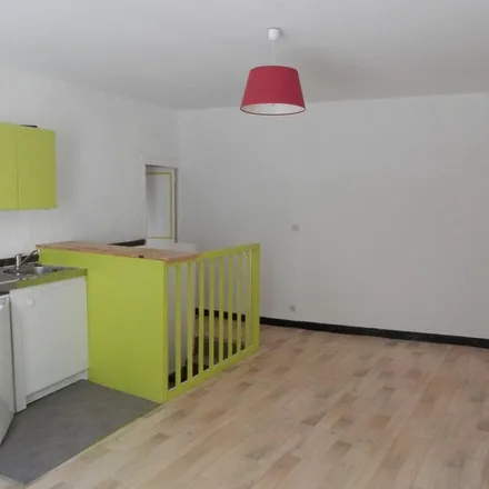 Rent this 1 bed apartment on 45 Grand'Rue in 86000 Poitiers, France