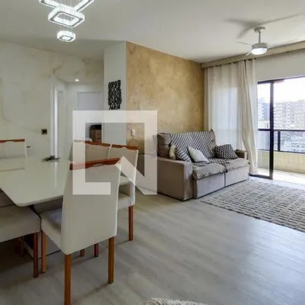 Rent this 3 bed apartment on Avenida Doutor Roberto de Almeida Vinhas in Vila Caiçara, Praia Grande - SP