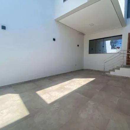 Buy this 3 bed house on Rua Pedro Américo in Ipatinga - MG, 35162-154