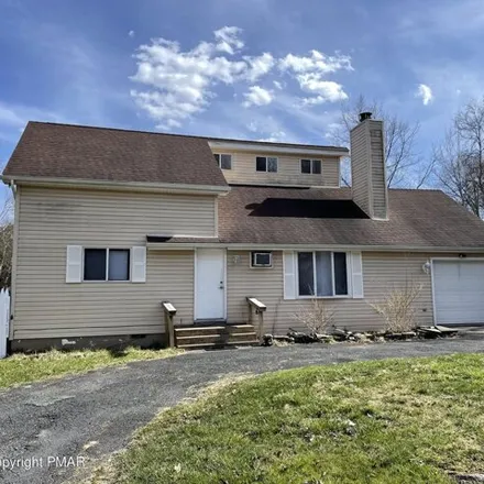 Rent this 4 bed house on 8 Heath Lane in Mount Pocono, PA 18344