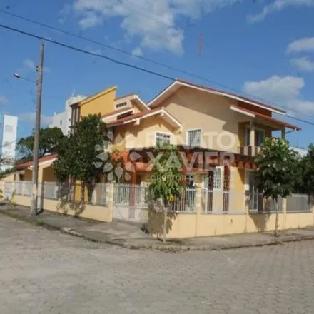 Rent this 3 bed house on Rua das Alamandas 4 in Palmas, Governador Celso Ramos - SC