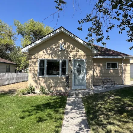 Buy this 2 bed house on 1018 East Lincoln Avenue in Riverton, WY 82501