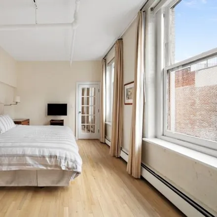 Image 3 - 430 West Broadway, New York, NY 10012, USA - Condo for sale