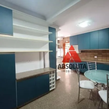 Rent this 4 bed apartment on Rua Quintino Bocaiuva in Vila Gallo, Americana - SP