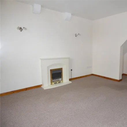 Image 3 - High Street, Cheslyn Hay, WS6 7AE, United Kingdom - Townhouse for rent