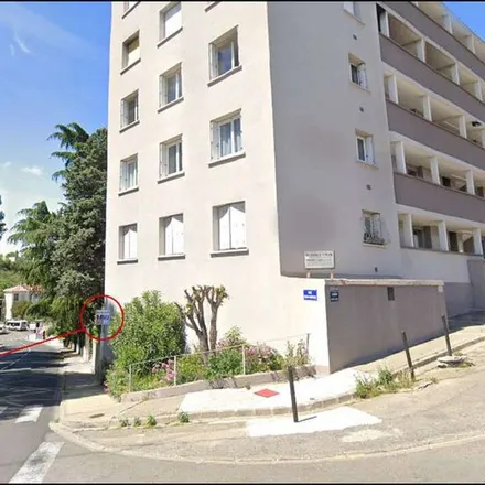 Image 4 - 1 Place de l'Hôtel de Ville, 30000 Nîmes, France - Apartment for rent