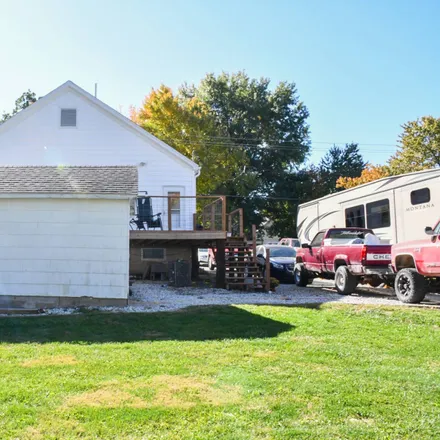 Image 5 - Casey's General Store, 321 East Washington Street, Pittsfield, IL 62363, USA - House for sale