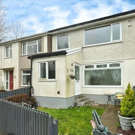 Buy this 3 bed townhouse on Llanfoist Crescent in Blaenavon, NP4 9PB