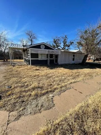 Rent this 3 bed house on 2519 South 3rd Street in Abilene, TX 79605
