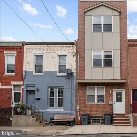 Image 2 - 2113 Reed Street, Philadelphia, PA 19146, USA - House for sale