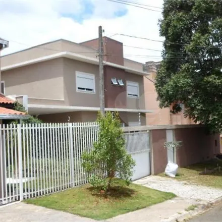 Buy this 3 bed house on Rua Doutor Arnaldo Moura 97 in Mossunguê, Curitiba - PR