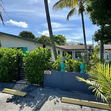 Rent this 2 bed house on 1409 Northeast 2nd Avenue in Fort Lauderdale, FL 33304