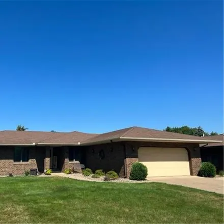 Image 1 - 1405 Sunset Drive Southwest, Owatonna, MN 55060, USA - House for sale