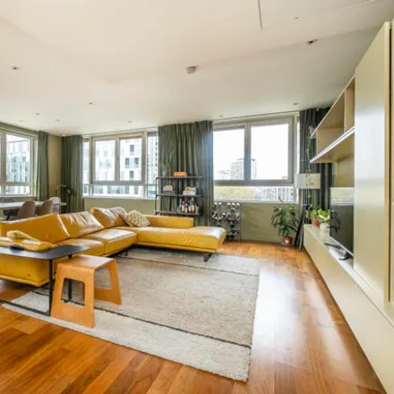 Buy this 3 bed apartment on Peninsula Apartments in 4 Praed Street, London