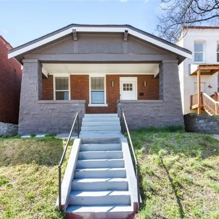 Buy this 4 bed house on 3189 Oregon Avenue in St. Louis, MO 63118