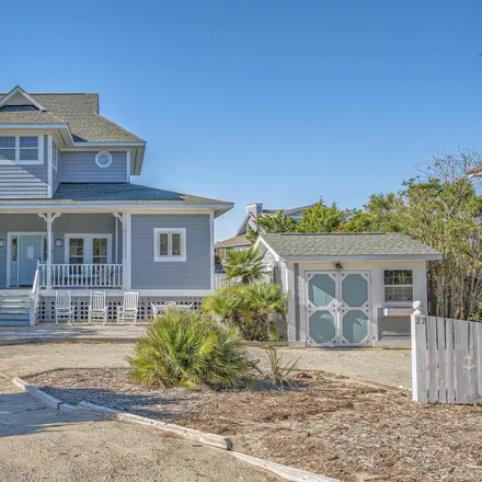 Buy this 5 bed loft on 22 Laughing Gull Trail in Bald Head Island, Brunswick County