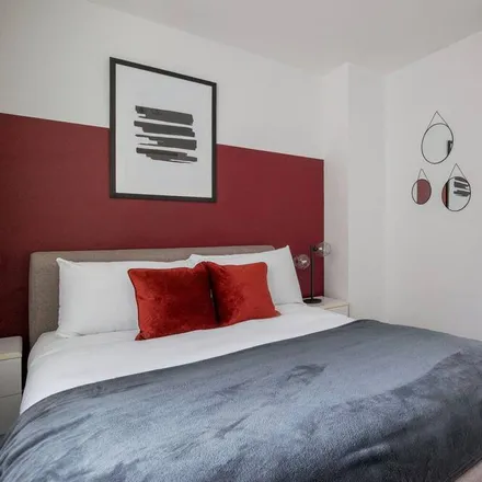 Rent this 1 bed apartment on London in EC1A 4JQ, United Kingdom