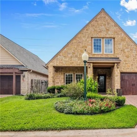 Rent this 4 bed house on 36 Cotswold Ln in Victoria, Texas