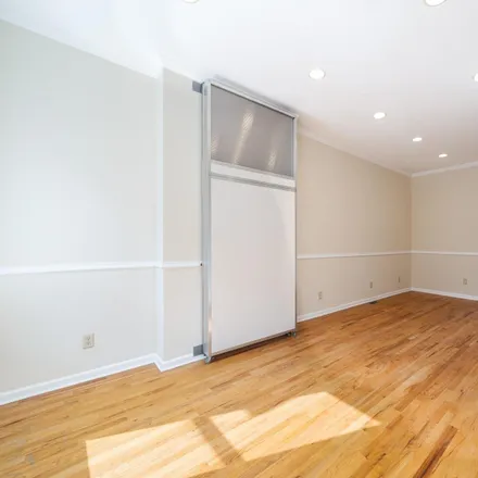 Image 3 - 255 Grove Street, Jersey City, NJ 07302, USA - Apartment for rent