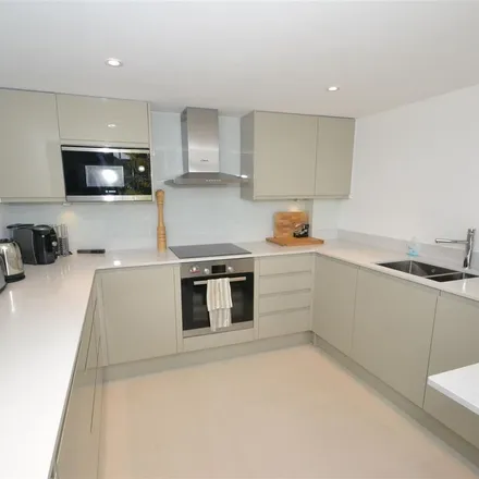 Image 2 - 55 Southey Road, London, SW19 1PP, United Kingdom - Apartment for rent