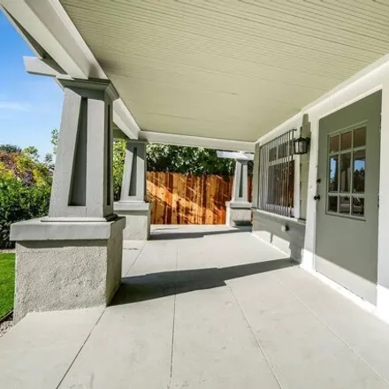 Image 3 - 4029 Leeward Avenue, Los Angeles, CA 90005, USA - House for sale