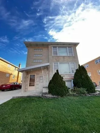 Rent this 3 bed house on 5219 West 87th Street in Oak Lawn, IL 60453