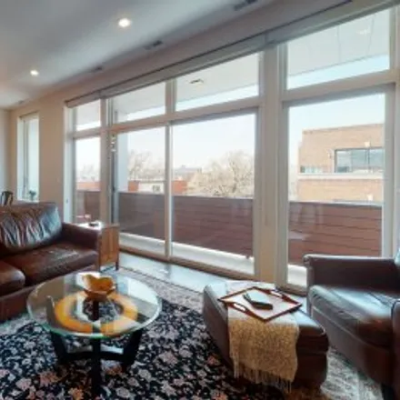 Buy this 3 bed apartment on #4n,2831 North Halsted Street in Lake View East, Chicago