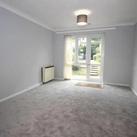 Buy this 1 bed apartment on 25-39 Thicket Road in London, SM1 4QY