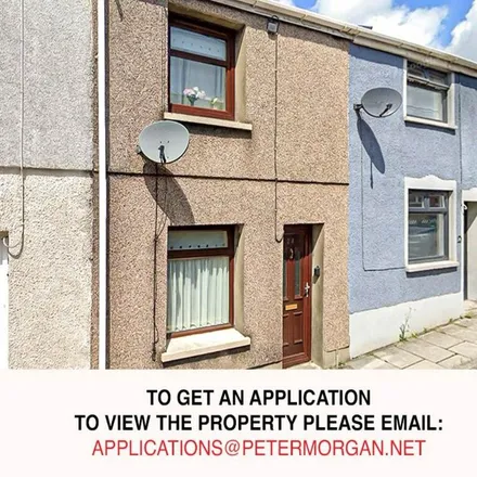 Rent this 2 bed townhouse on Cross Street in Maesteg, CF34 9YT